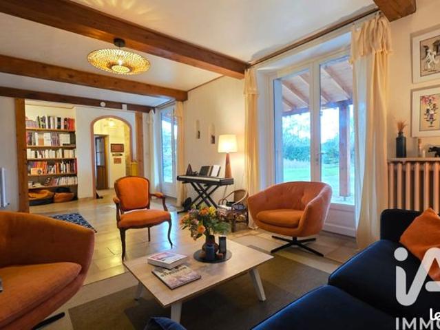 Maison 8 pièces 193 m²