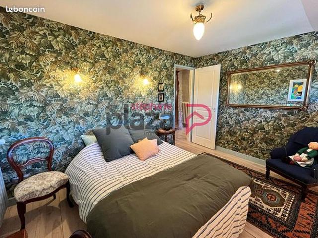 Maison 8 pièces 193 m²