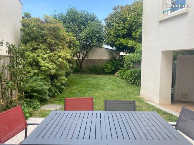 Maison 8 pièces 193 m²