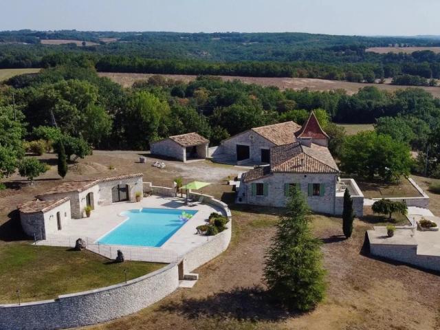 Maison 8 pièces 204 m²