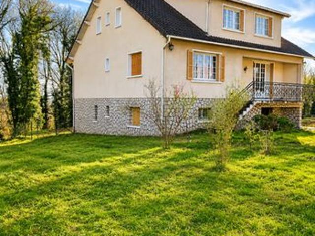 Maison 8 pièces 204 m²