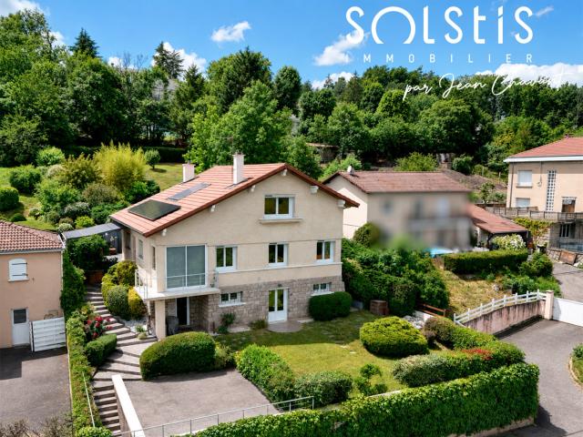 Maison 8 pièces 204 m²