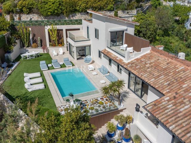Maison 8 pièces 204 m²