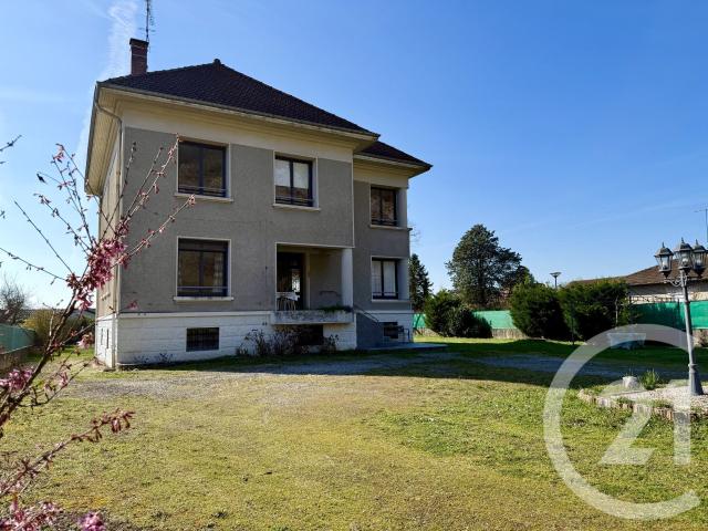 Maison 8 pièces 204 m²