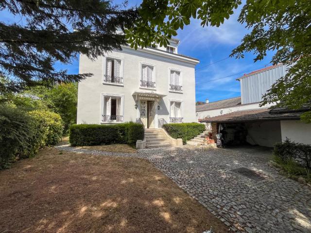Maison 8 pièces