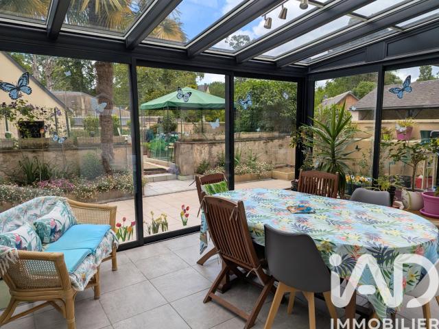 Maison 8 pièces 205 m²