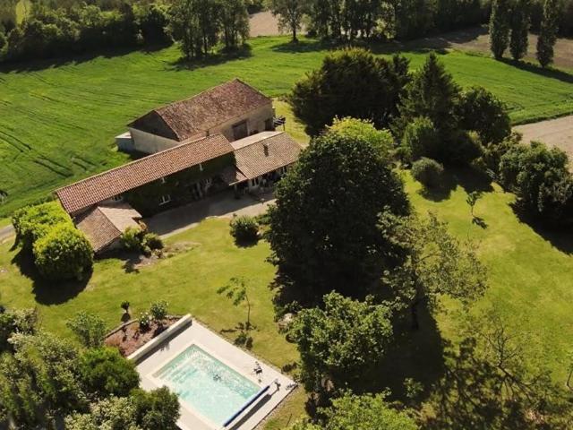 Maison 8 pièces 205 m²