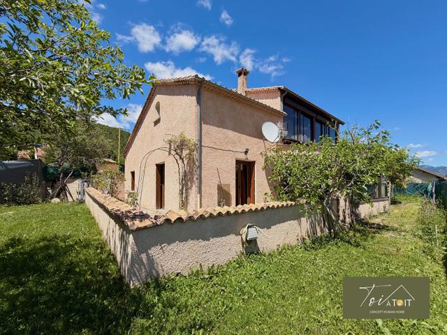 Maison 8 pièces 205 m²