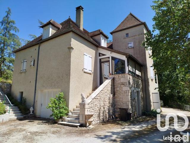 Maison 8 pièces 205 m²