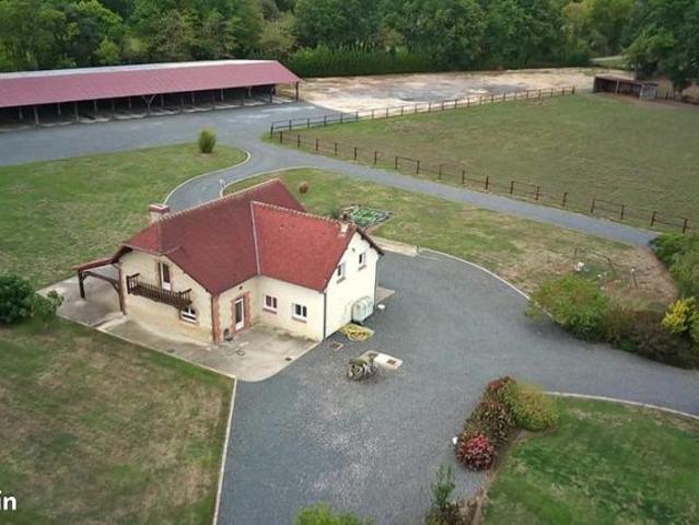 Maison 8 pièces 205 m²