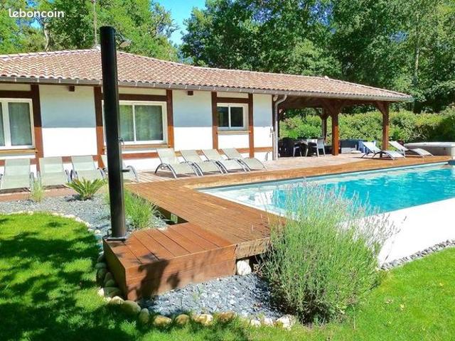 Maison 8 pièces 205 m²