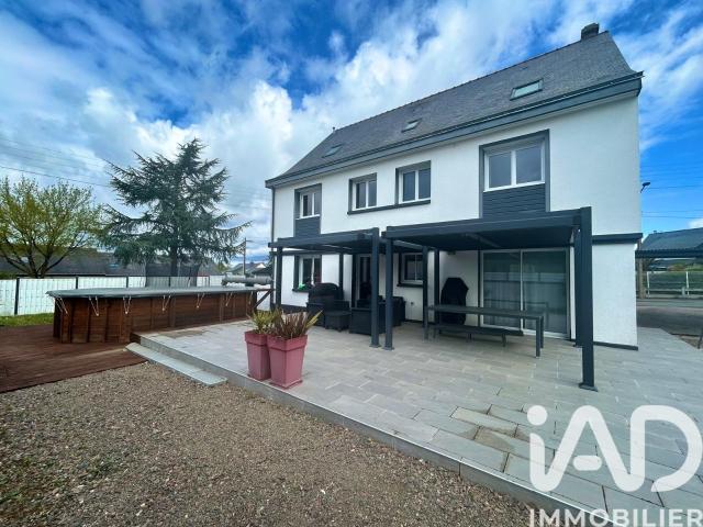 Maison 10 pièces 205 m²