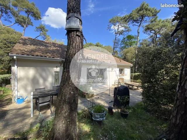 Maison 8 pièces 205 m²