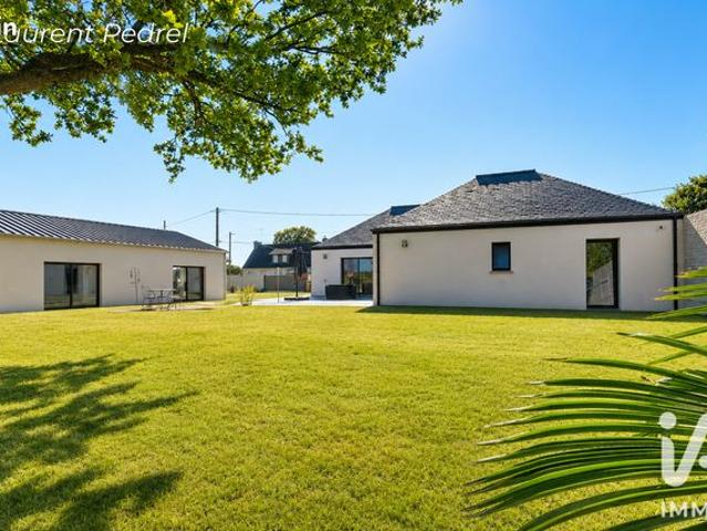 Maison 8 pièces 205 m²
