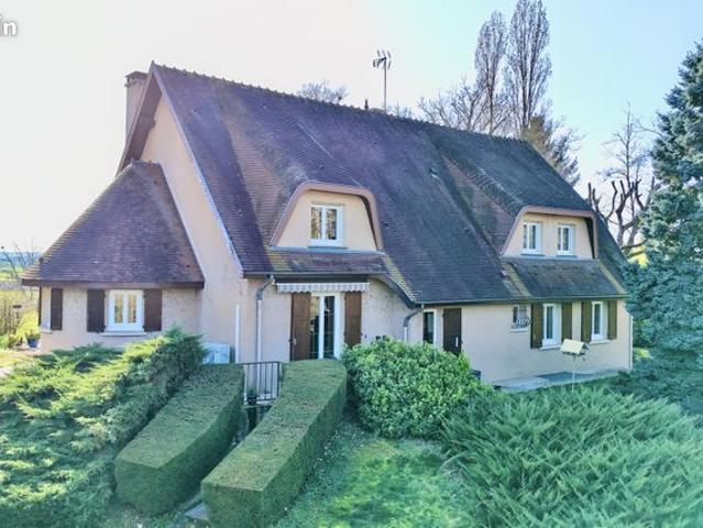 Maison 8 pièces 205 m²