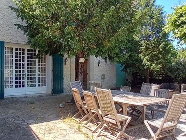 Maison 8 pièces 205 m²