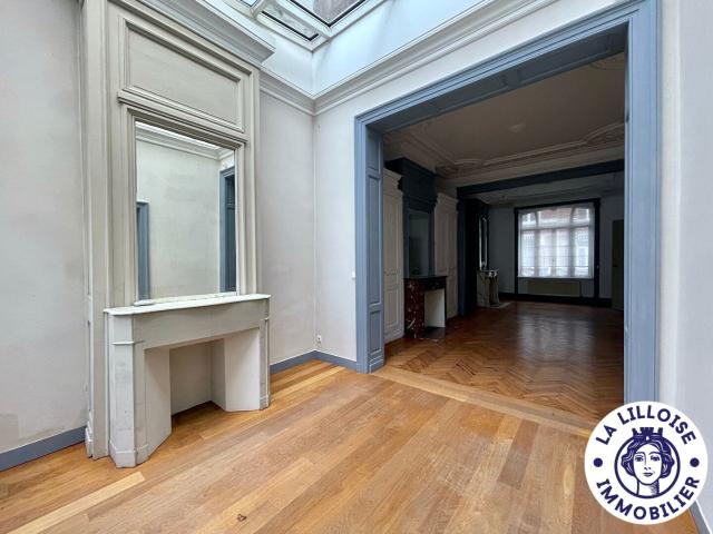 Maison 8 pièces 205 m²