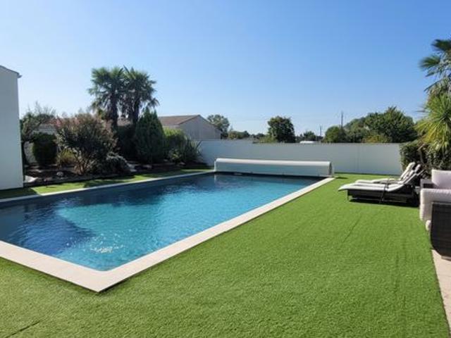 Maison 8 pièces 205 m²