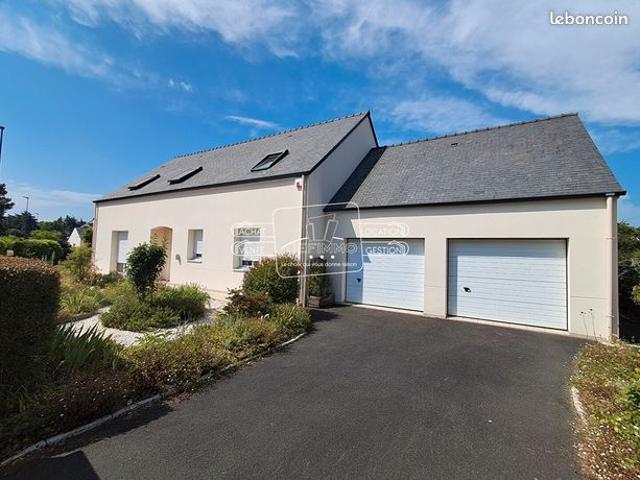 Maison 8 pièces 205 m²