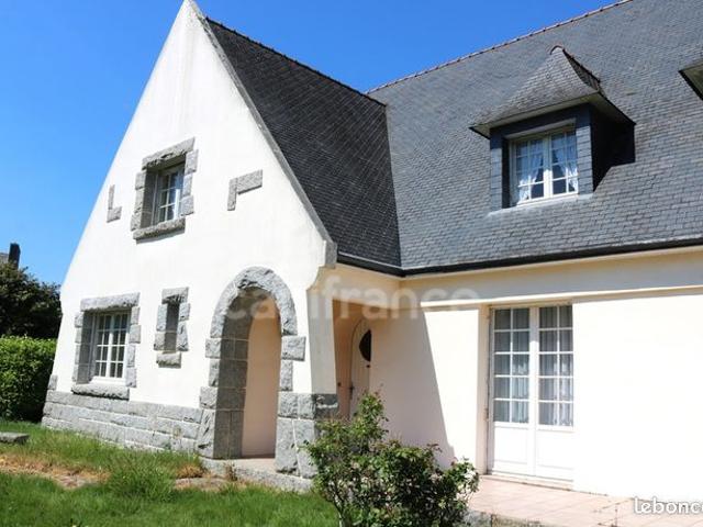 Maison 8 pièces 205 m²
