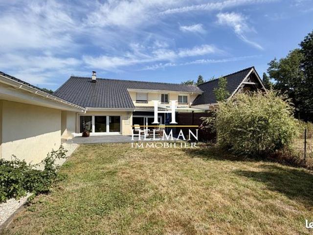 Maison 8 pièces 205 m²