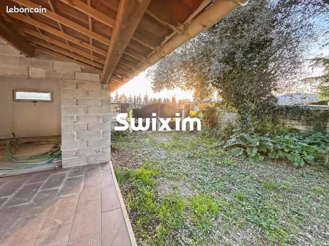Maison 8 pièces 205 m²
