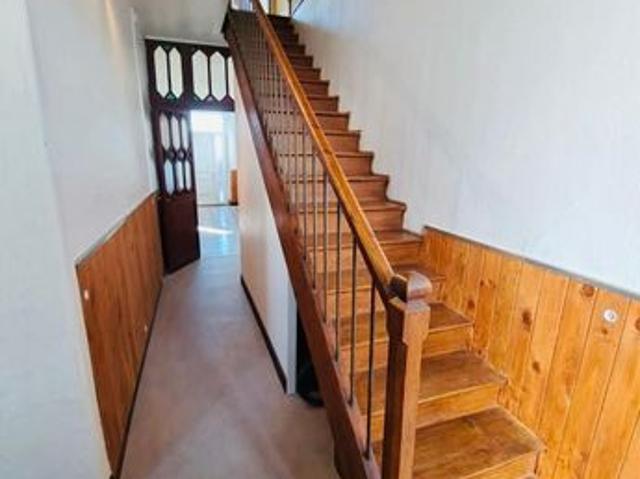 Maison 8 pièces 205 m²