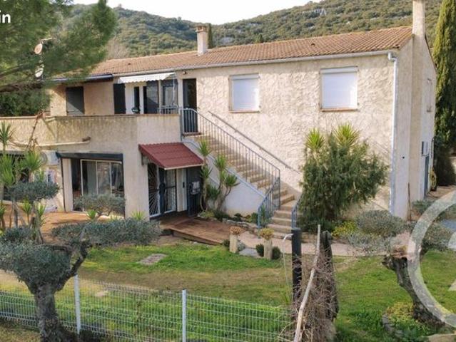 Maison 8 pièces 205 m²