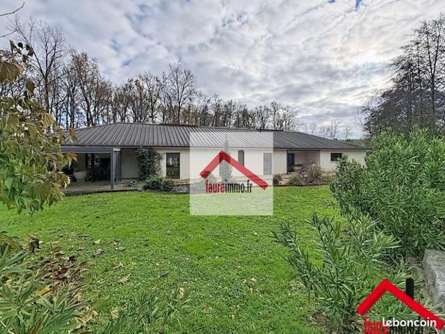Maison 8 pièces 206 m²