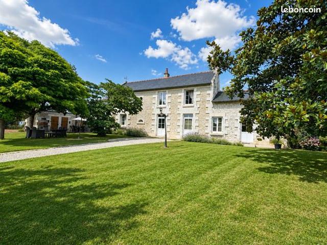 Maison 8 pièces 206 m²