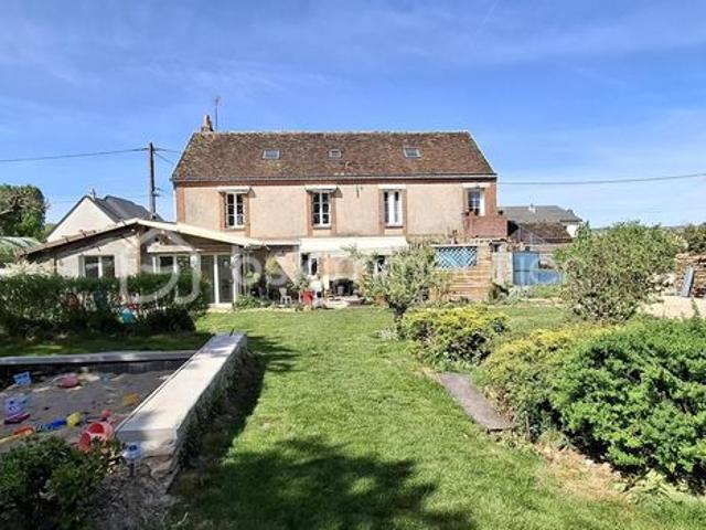 Maison 8 pièces 206 m²
