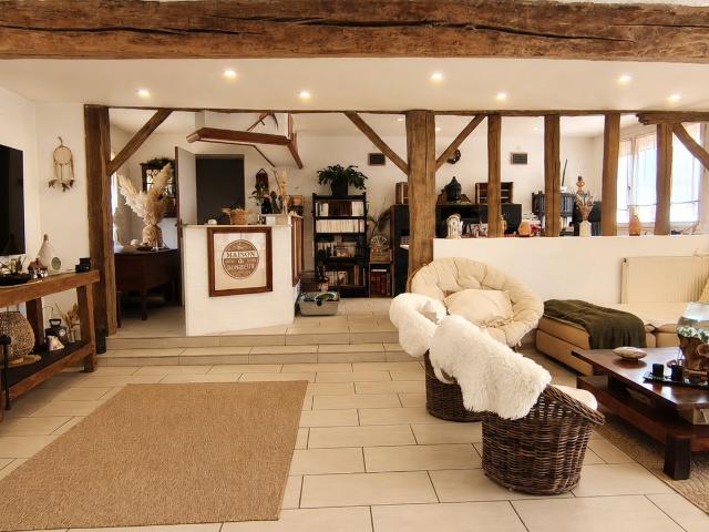Maison 8 pièces 206 m²