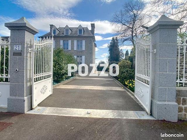 Maison 8 pièces 206 m²