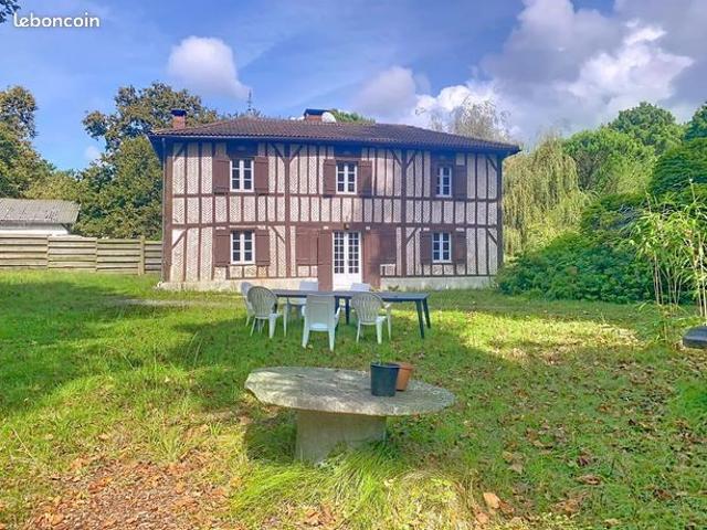 Maison 8 pièces 206 m²