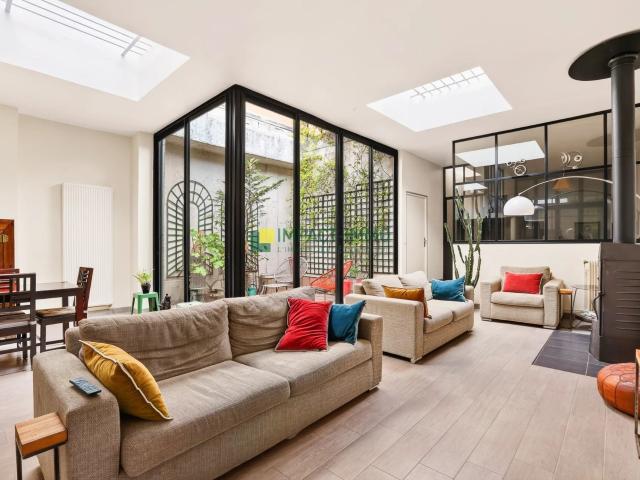 Maison 8 pièces 206 m²