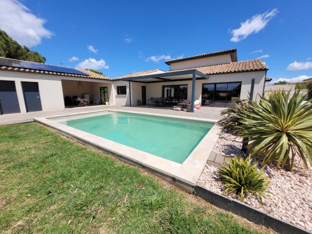 Maison 8 pièces 206 m²