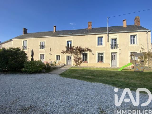 Maison 8 pièces 207 m²