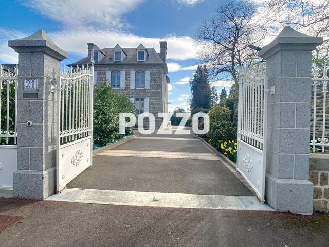 Maison 8 pièces 207 m²