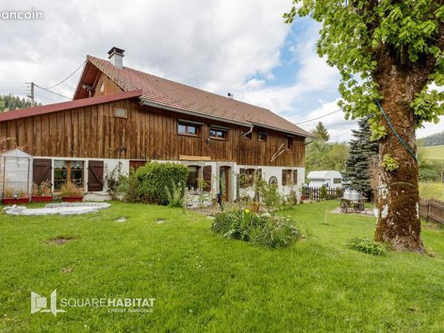 Maison 8 pièces 207 m²