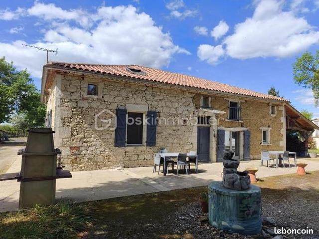 Maison 8 pièces 207 m²