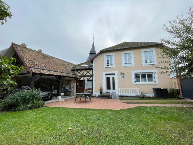 Maison 8 pièces 207 m²