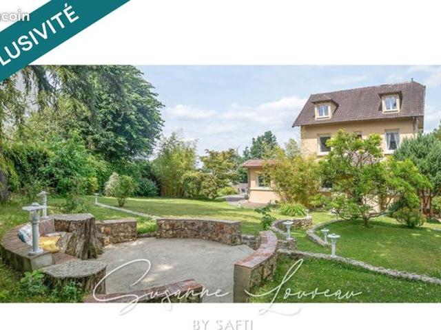 Maison 8 pièces 208 m²