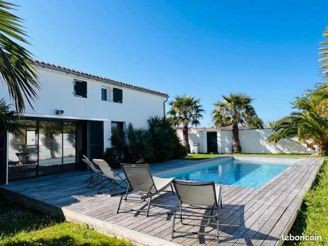 Maison 8 pièces 208 m²