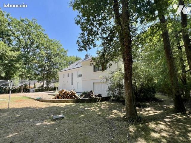 Maison 8 pièces 208 m²