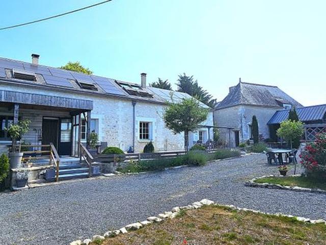 Maison 8 pièces 208 m²