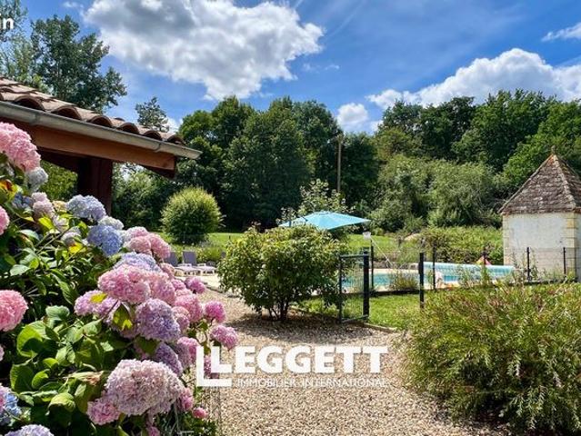 Maison 8 pièces 208 m²