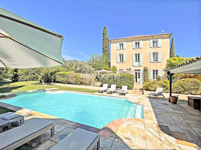 Maison 8 pièces 208 m²