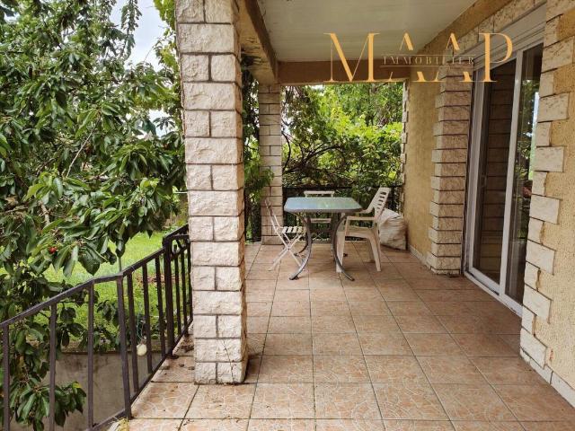 Maison 8 pièces 208 m²