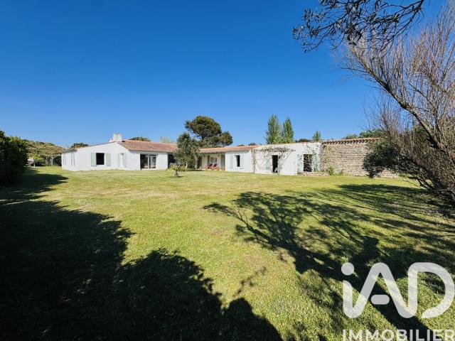 Maison 8 pièces 208 m²