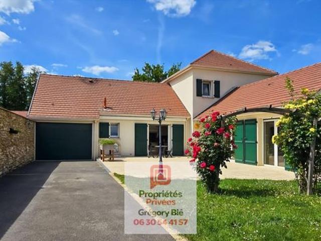 Maison 8 pièces 208 m²